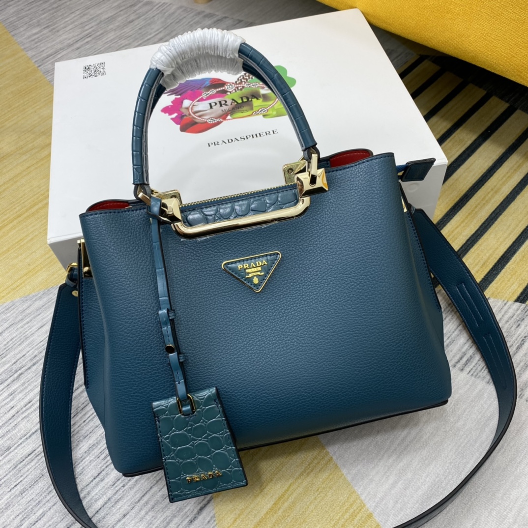 PRADA
