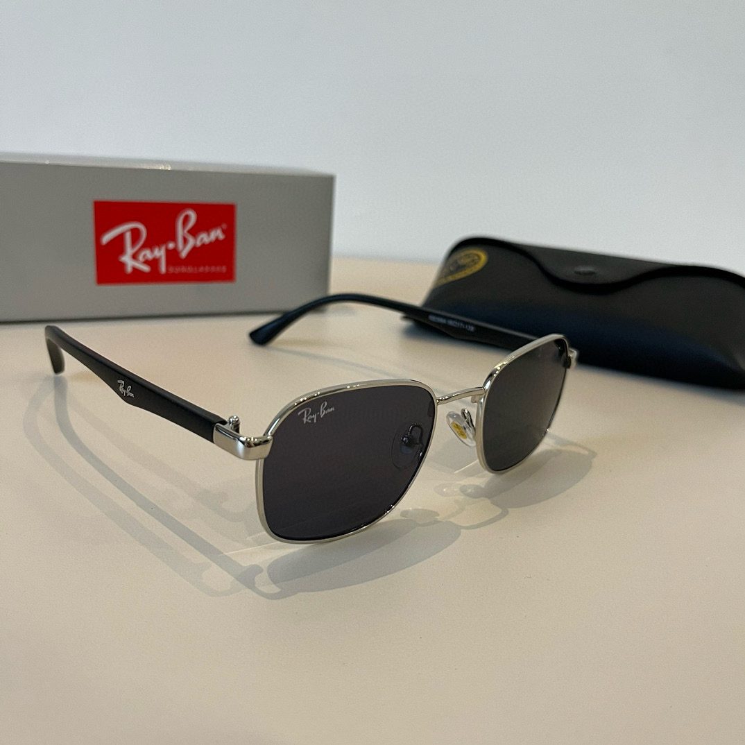 Ray-Ban