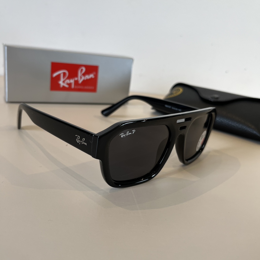 Ray-Ban