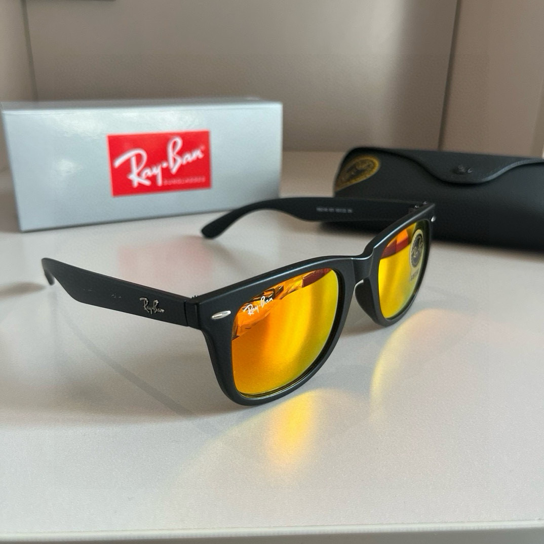 Ray-Ban